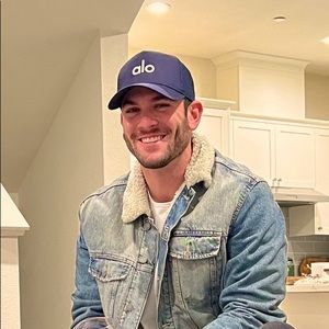 Meet your Posher, Robert